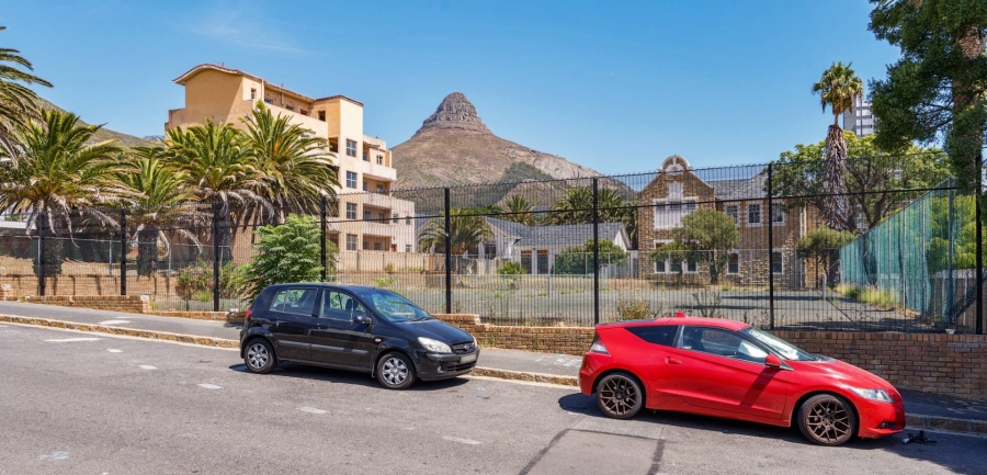 0 Bedroom Property for Sale in Sea Point Western Cape